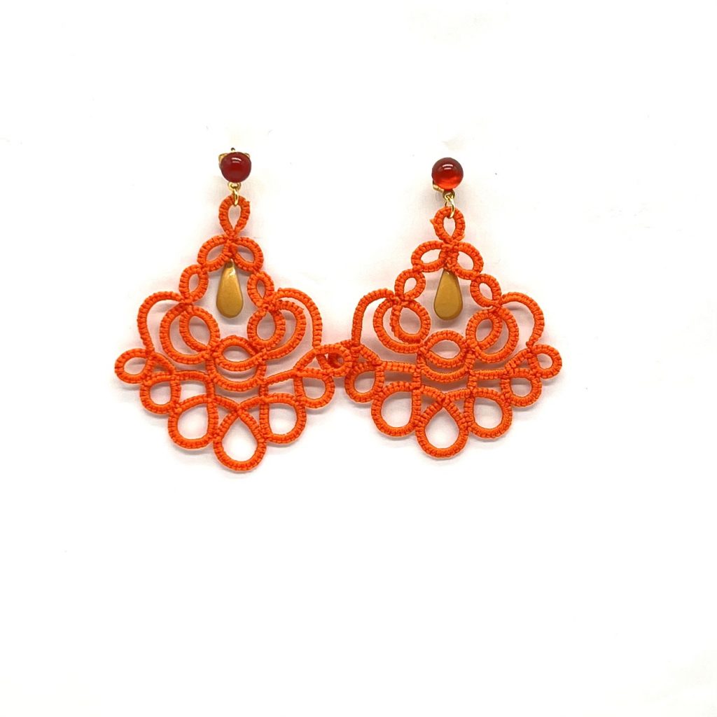 Boucles d'oreilles pendantes couleur orange
